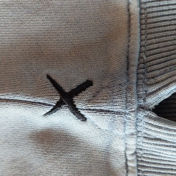 NWOT Cuts Clothing Pullover Split-Hem Sweater - Picture 8 of 14